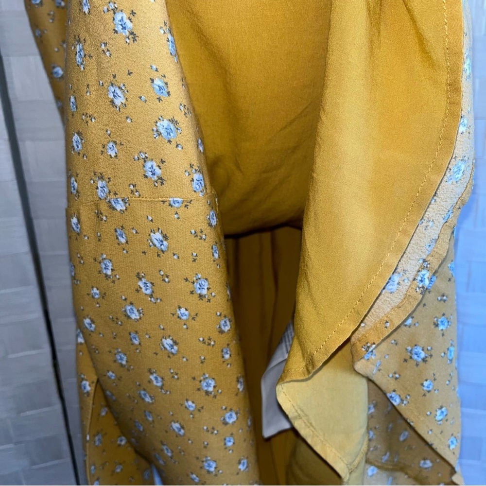 Abercrombie And Fitch Womens Yellow Floral Tie Back Dress Size Small Ditsy Flowy - Picture 13 of 13